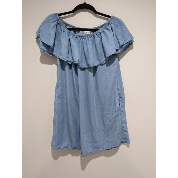 Zara Dresses & Skirts - Zara Woman Off Shoulder Chambray Dress Size Medium